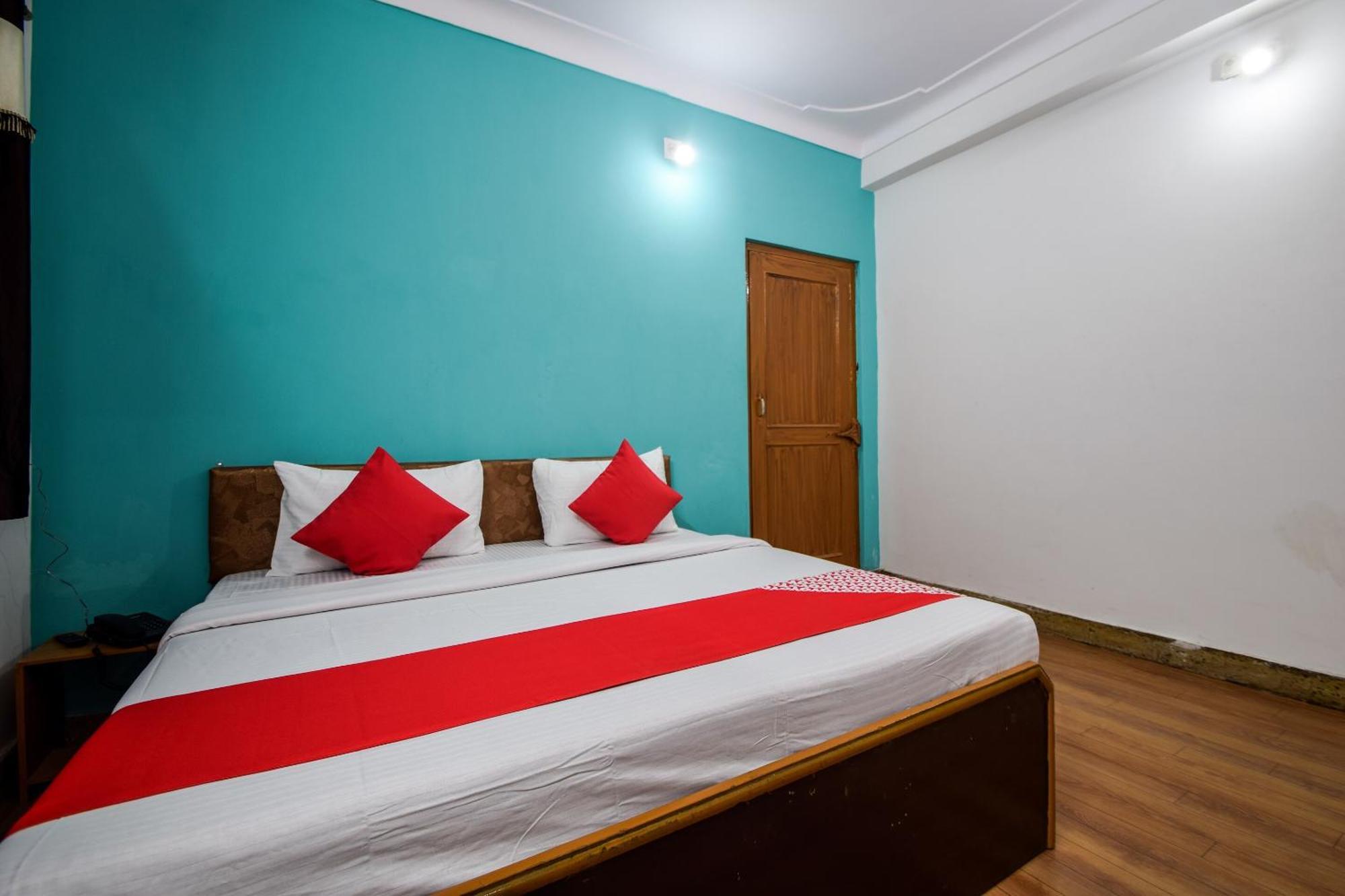 Hotel O Vip Удайпур Екстериор снимка