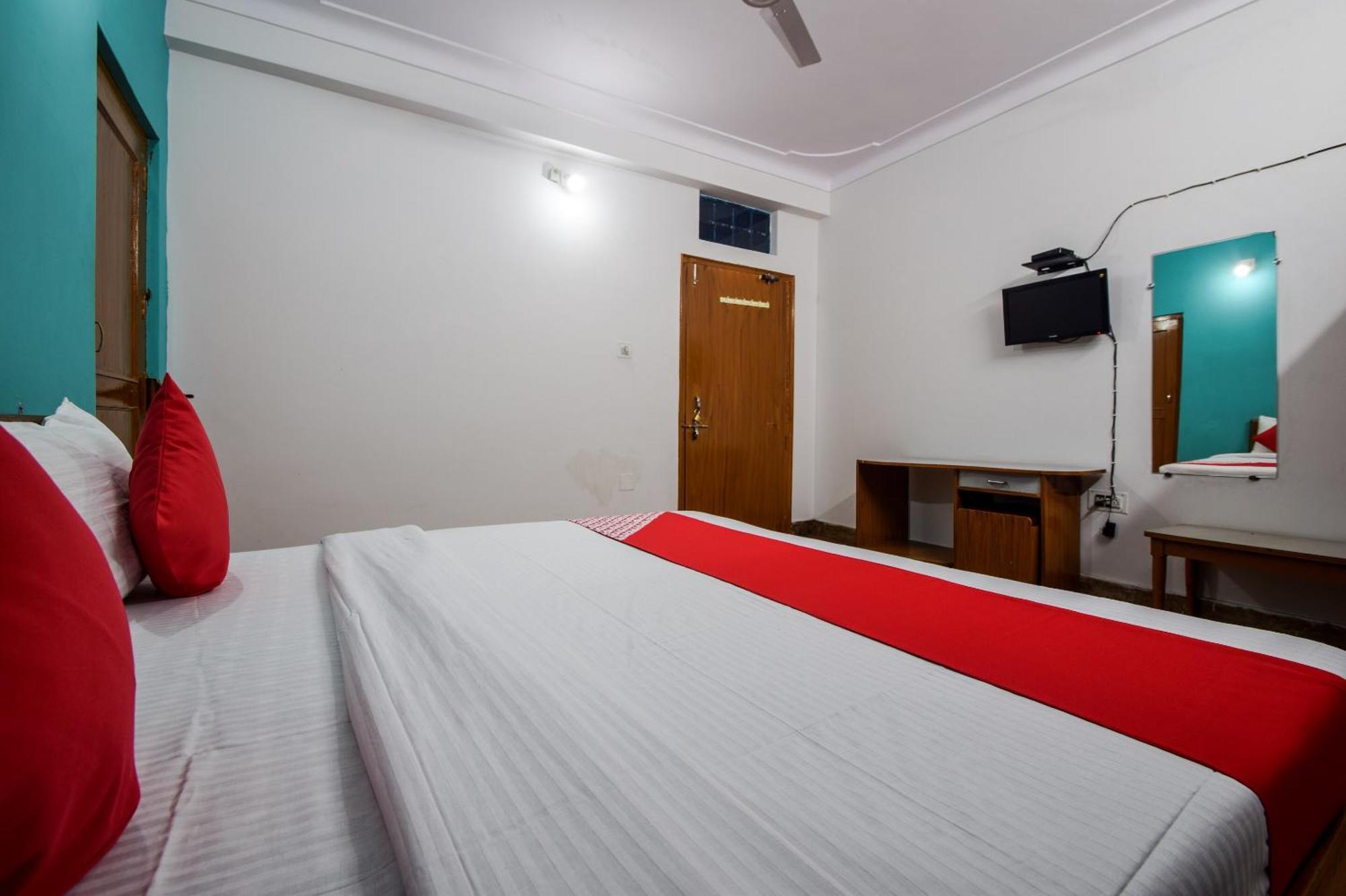 Hotel O Vip Удайпур Екстериор снимка